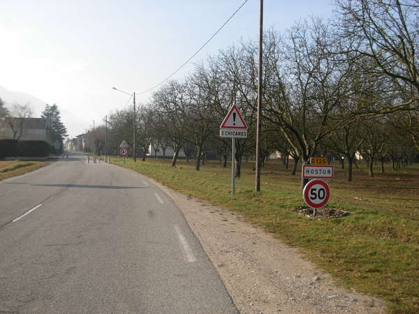 fichier 20101029_1033_d125_route_hostun_panneau-0.jpg