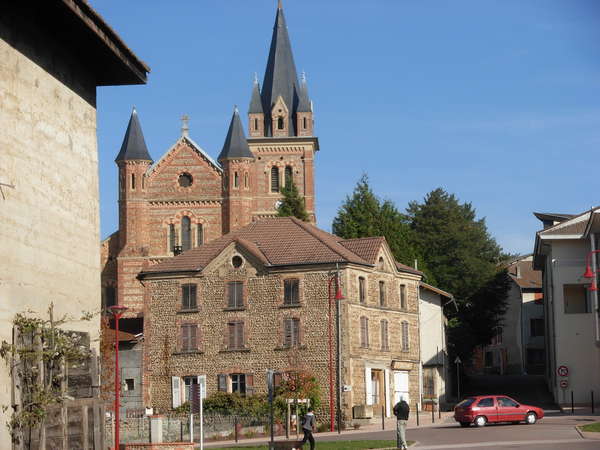fichier 20101029_1426_d20b_route_roybon_eglise-0.jpg
