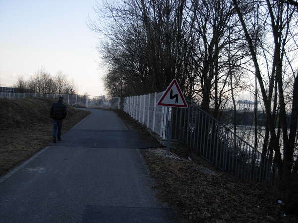 fichier 20101029_1633_001pc_route_barrage_de_saint_egreve-0.jpg