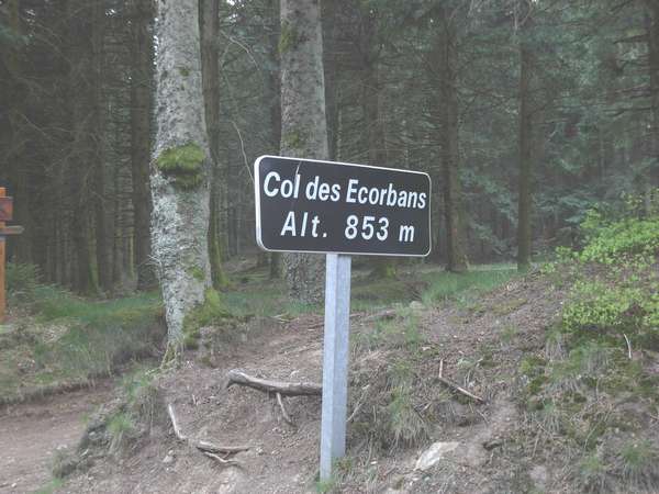 fichier 20110409_1902_003d10_route_col_des_ecorbans_panneau-0.jpg