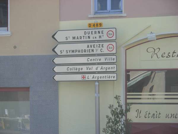 fichier 20110410_1253_020d489_route_sainte_foy_largentiere_panneau-0.jpg