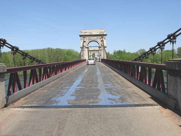 fichier 20110410_1511_001d4b_route_givors_pont_sur_le_rhone-0.jpg