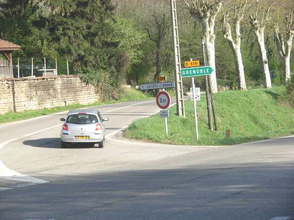fichier 20110410_1747_d518_route_col_de_balbins_direction_la_cote_saint_andre-0.jpg
