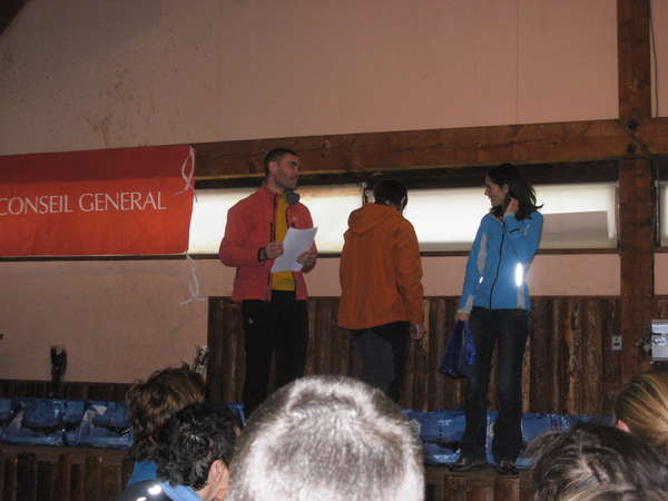 fichier 20120219_1300_trail_blanc_bourget_en_huile_arrivee_remise_recompenses-0.jpg