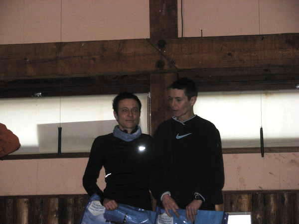 fichier 20120219_1303_trail_blanc_bourget_en_huile_arrivee_remise_recompenses_luisa-0.jpg