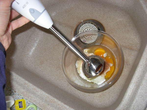 fichier 20120226_1648_001recette_quiche_lardons_yaourt_fromage_mixer_avec_batteur_plongeur-0.jpg