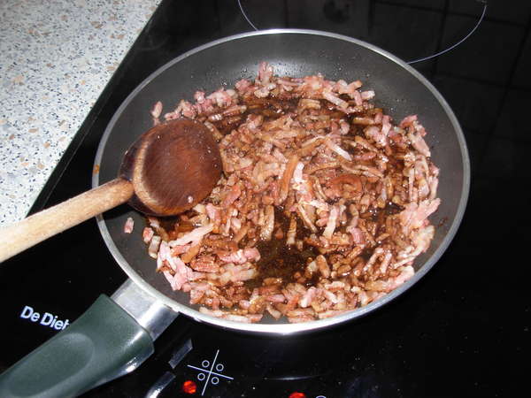 fichier 20120226_1656_001recette_quiche_lardons_yaourt_fromage_deglacer_avec_vinaigre_balsamique-0.jpg