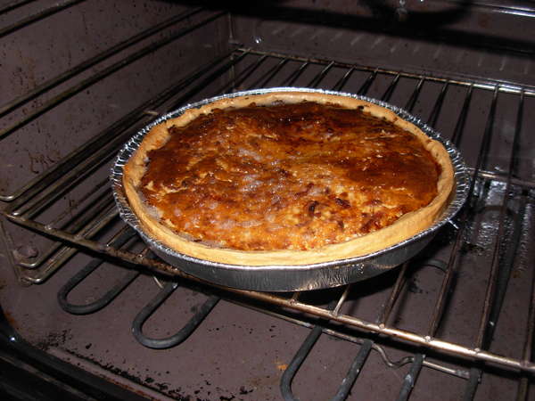 fichier 20120226_1802_recette_quiche_lardons_yaourt_fromage_apres_45_minutes_de_cuisson-0.jpg