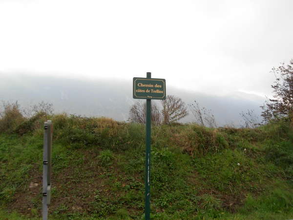 fichier 20111031_0915_002d35b_route_prendre_chemin_des_cotes_de_trellins-0.jpg