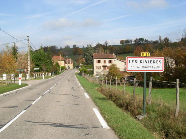 fichier 20111031_1133_001d51_route_les_rivieres_panneau-0.jpg