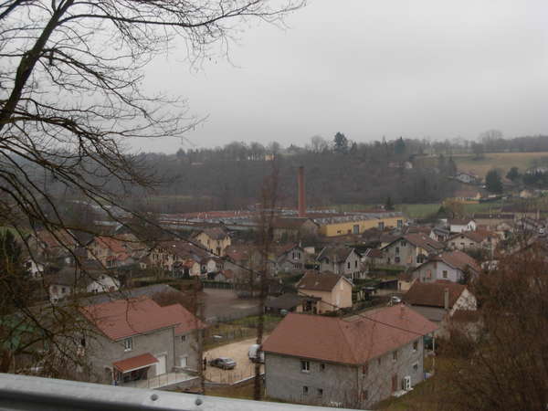 fichier 20111031_1200_001d16_route_vue_la_tour_du_pin-0.jpg