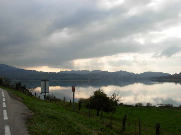 fichier 20111031_1442_001d921d_route_lac_aiguebelette-0.jpg