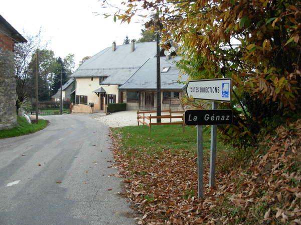 fichier 20111031_1507_cv_route_la_genaz_panneau-0.jpg