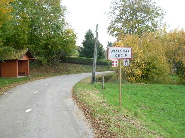 fichier 20111031_1523_001d39_route_attignat_oncin_panneau-0.jpg