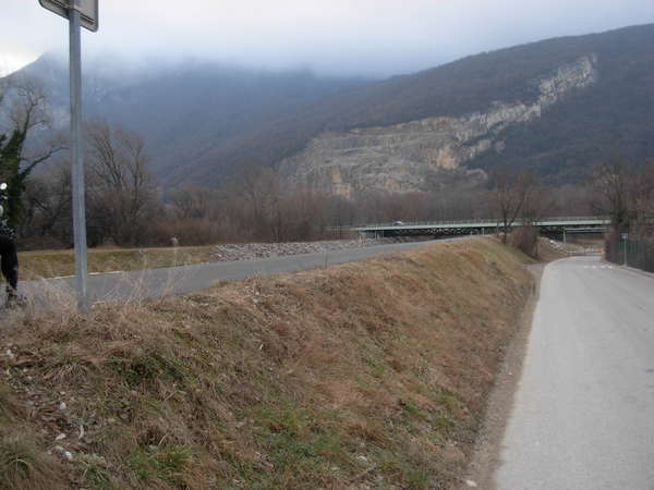 fichier 20111031_1716_001pc_route_monter_sur_pc_en_contrehaut-0.jpg