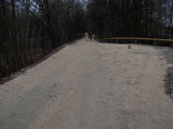 fichier 20111031_1718_002pc_route_balthazar_non_goudronne-0.jpg