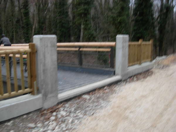 fichier 20111031_1718_003pc_route_pont_a_gauche-0.jpg