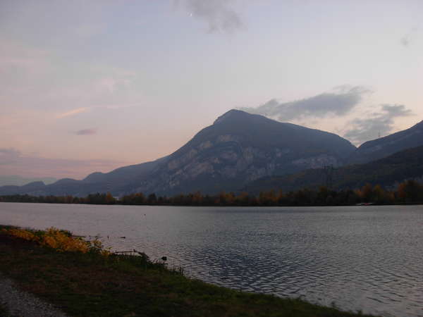 fichier 20111031_1722_002pc_route_barrage_de_saint_egreve-0.jpg
