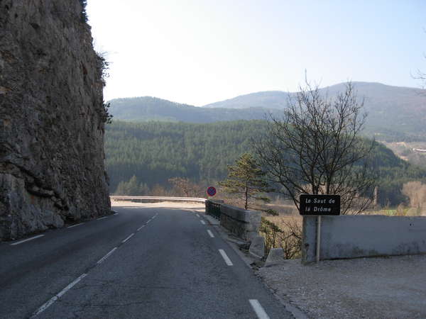 fichier 20120325_1101_001d93_route_le_saut_de_la_drome-0.jpg
