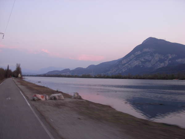 fichier 20120325_1956_pc_route_barrage_de_saint_egreve-0.jpg