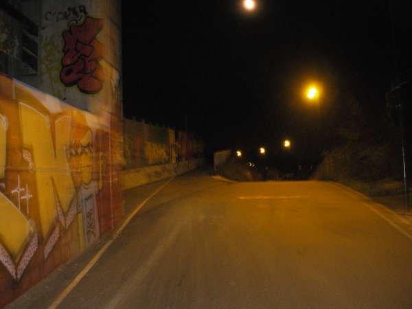 fichier 20110323_0443_002pc_route_prendre_a_gauche_sous_le_pont-0.jpg