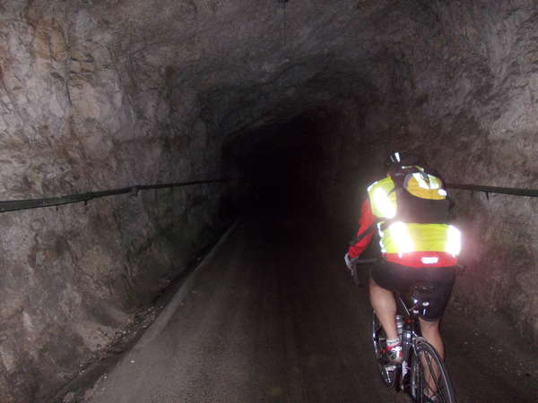 fichier 20120508_1343_002d35_route_tunnel_des_ecouges_serge_loaec-0.jpg