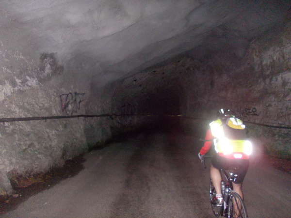 fichier 20120508_1345_001d35_route_tunnel_des_ecouges_serge_loaec-0.jpg