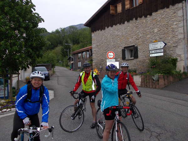 fichier 20120508_1402_002d35_route_saint_gervais_sabine_kraml_serge_loaec_francoise_loaec_marcel_schoondergang-0.jpg
