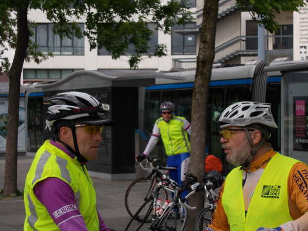 fichier 20120512_1657_004pc_route_grenoble_brm400k_pascal_barou_jean-francois_garde-0.jpg