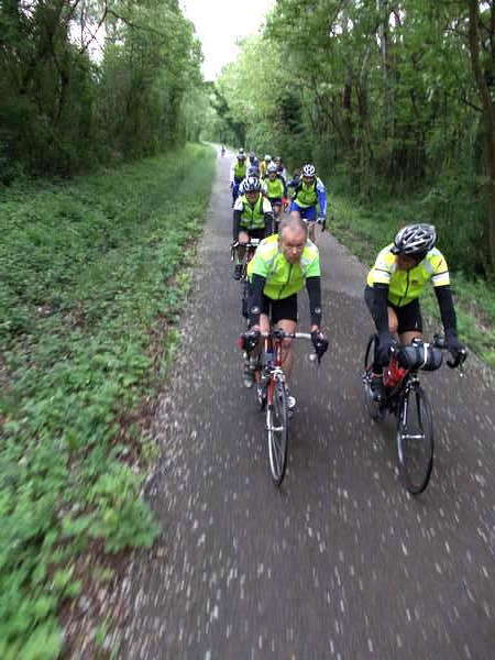 fichier 20120512_1723_003pc_route_brm400k_groupe_derriere-0.jpg