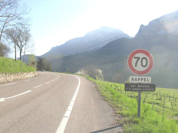 fichier 20110409_0910_d520a_route_les_barniers_panneau-0.jpg