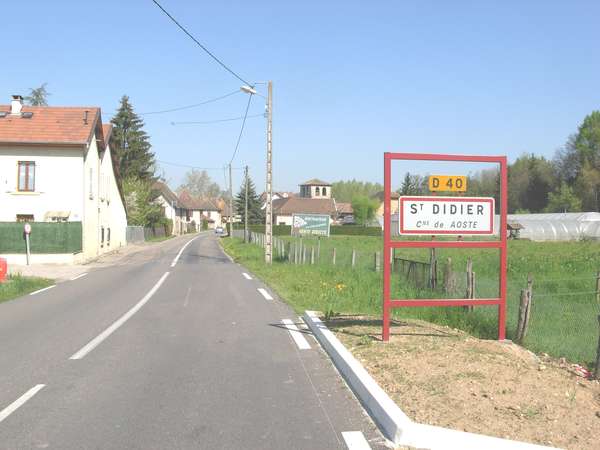 fichier 20110409_1109_001d40_route_saint_didier_panneau-0.jpg