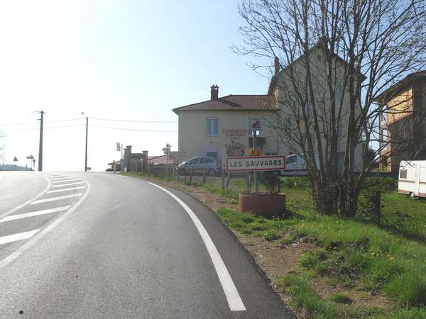 fichier 20110410_1024_005d8_route_col_des_sauvages_panneau-0.jpg