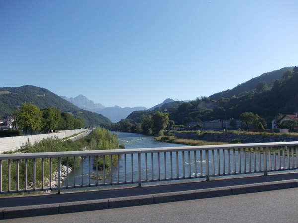 fichier 20120616_0815_004d990_route_albertville_pont_arly-0.jpg