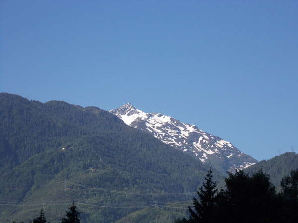 fichier 20120616_0838_003d990_route_la_bathie_vue_montagne-0.jpg