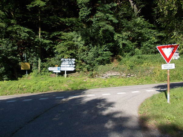 fichier 20120616_0900_d213_route_panneau-0.jpg