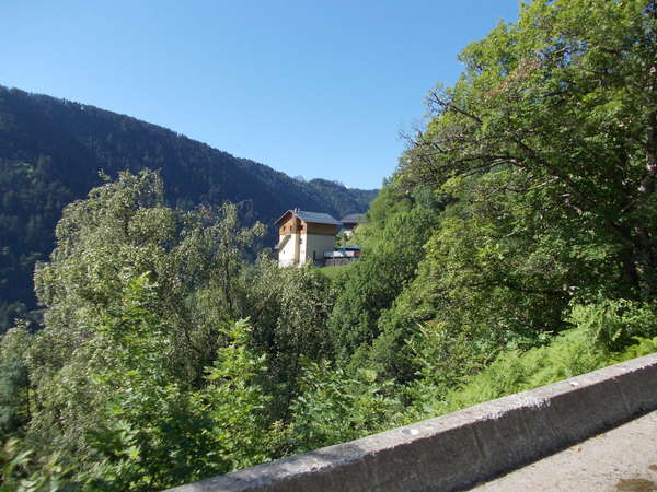fichier 20120616_0936_002d213_route_vue_sur_bonneval_tarentaise-0.jpg
