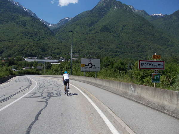 fichier 20120616_1211_003d75_route_saint_remy_de_maurienne_panneau-0.jpg