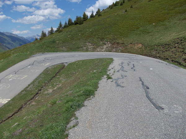 fichier 20120616_1516_001d927_route_virage_derriere-0.jpg