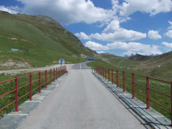 fichier 20120616_1532_001d926_route_pont-0.jpg