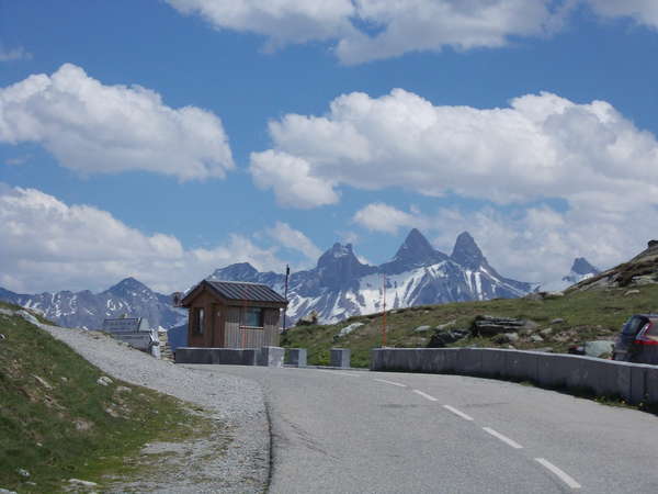 fichier 20120616_1538_002d926_route_col_de_la_croix_de_fer-0.jpg