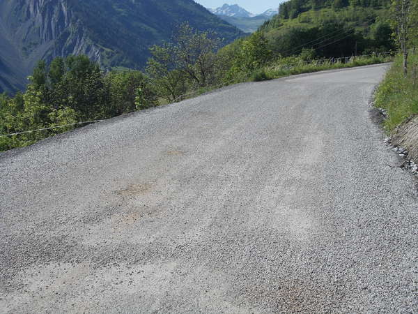 fichier 20120616_1703_001d80_route_gravillons-0.jpg