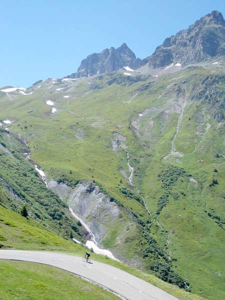 fichier 20120623_1507_d927_route_pascal_au_pied_de_la_sambuis-0.jpg
