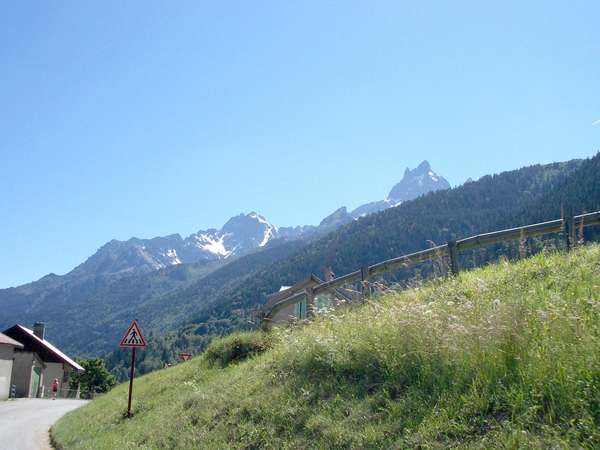 fichier 20120623_1601_d526_route_le_river_dallemont_grand_pic_de_belledonne-0.jpg