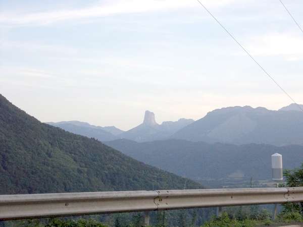 fichier 20120623_2043_001d529_route_vue_le_mont_aiguille-0.jpg