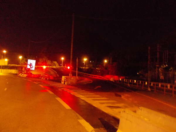 fichier 20120602_0421_010grenoble_route_nouveau_pont_a_droite-0.jpg