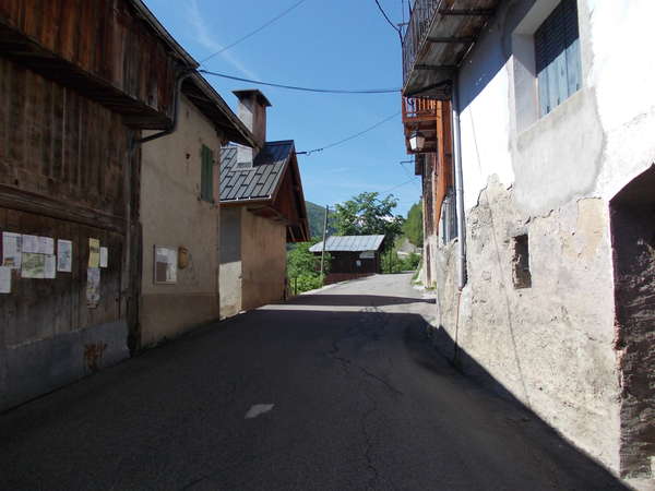 fichier 20120602_1034_d213_route_celliers_la_thuile-0.jpg