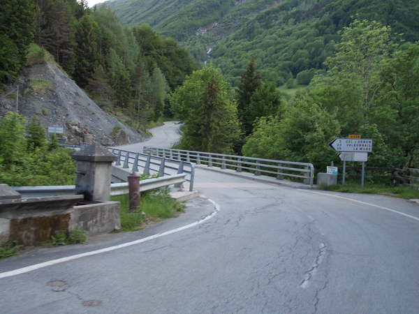 fichier 20120602_1831_003d526_route_ornon_pont_des_oulles_panneau-0.jpg