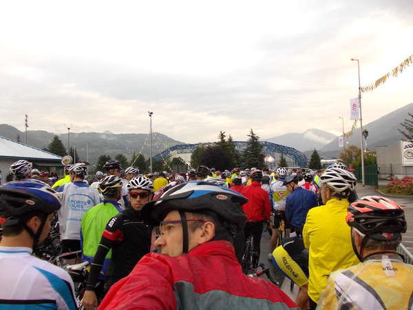 fichier 20120708_0659_albertville_depart_sas_6-0.jpg