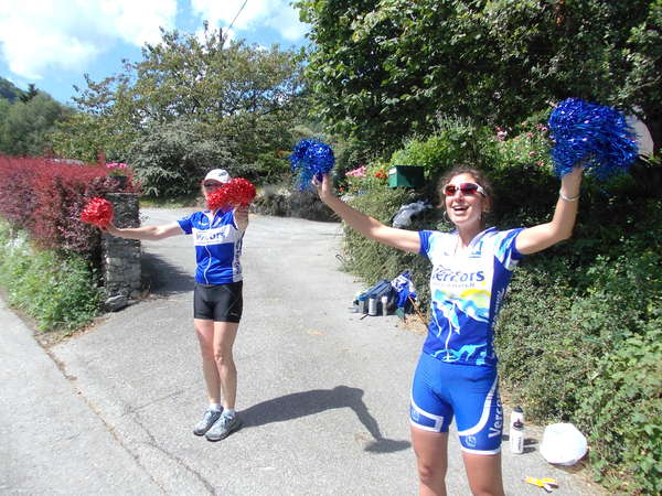 fichier 20120708_1140_d927_route_saint_etienne_de_cuines_supportrices_team_vercors-0.jpg